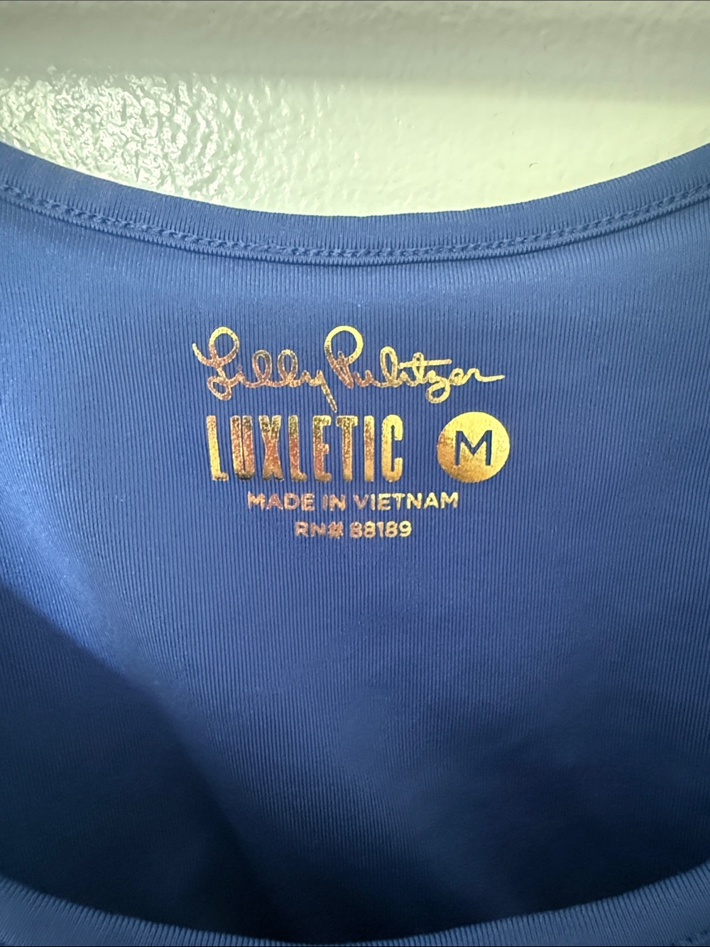 Lilly Pulitzer athletic Royal Blue Scoop Neck Tank built in Bra - Picture 2 of 4